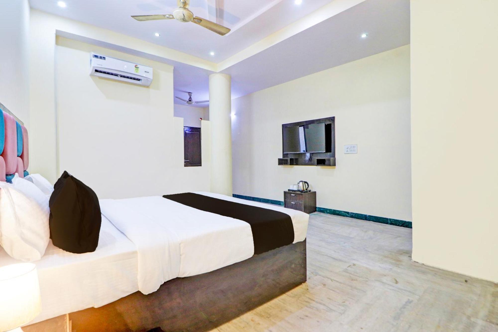 Hotel O Mansarover
